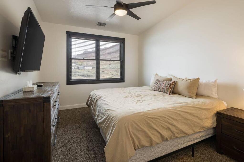 Luxury Downtown Rental - La Dolce Vita Villa #4 Moab Bagian luar foto